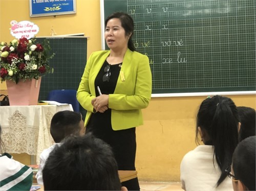 Thầy trò trường Tiểu học Nông Nghiệp tích cực tham gia Hội giảng đợt 1, năm học 2022 - 2023